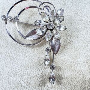 Krementz Elegant Silver Gemstone Floral Brooch